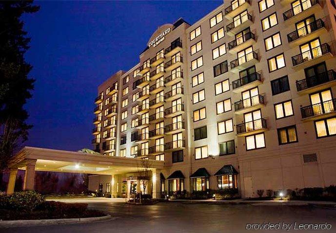 Отель Courtyard By Marriott Seattle Федерал-Уэй Экстерьер фото